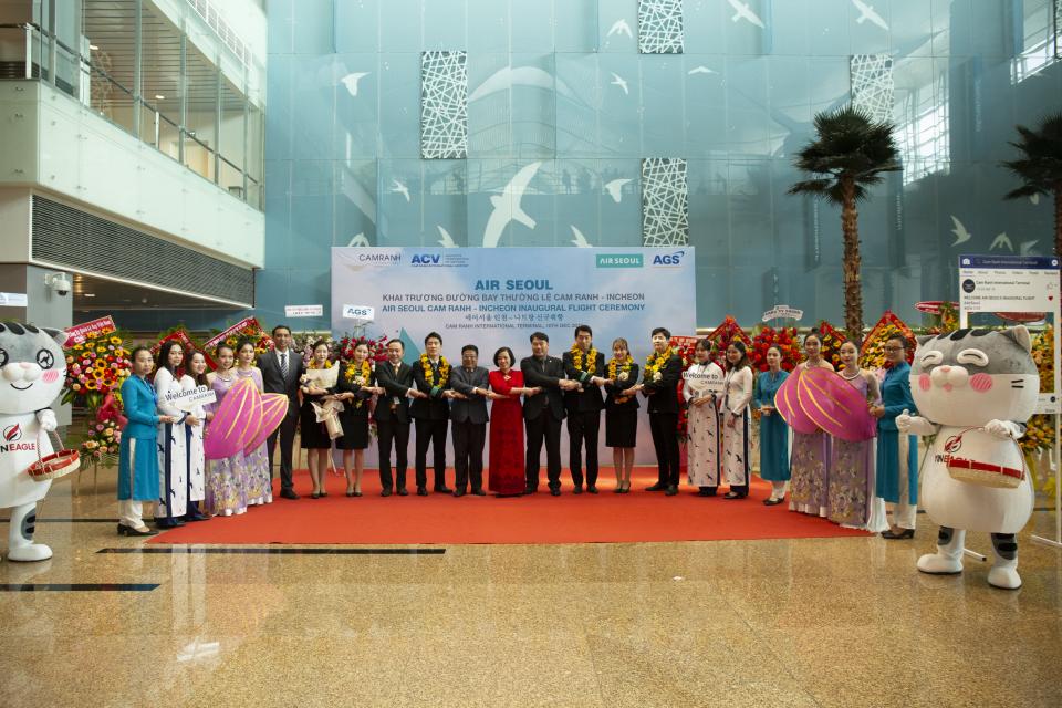 AGS WELCOME INAUGURAL FLIGHTS OF AIR SEOUL (RS)